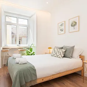 Guestready - Priorado - Yellow Lissabon